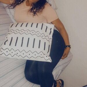 Meet your Posher, Taneisha